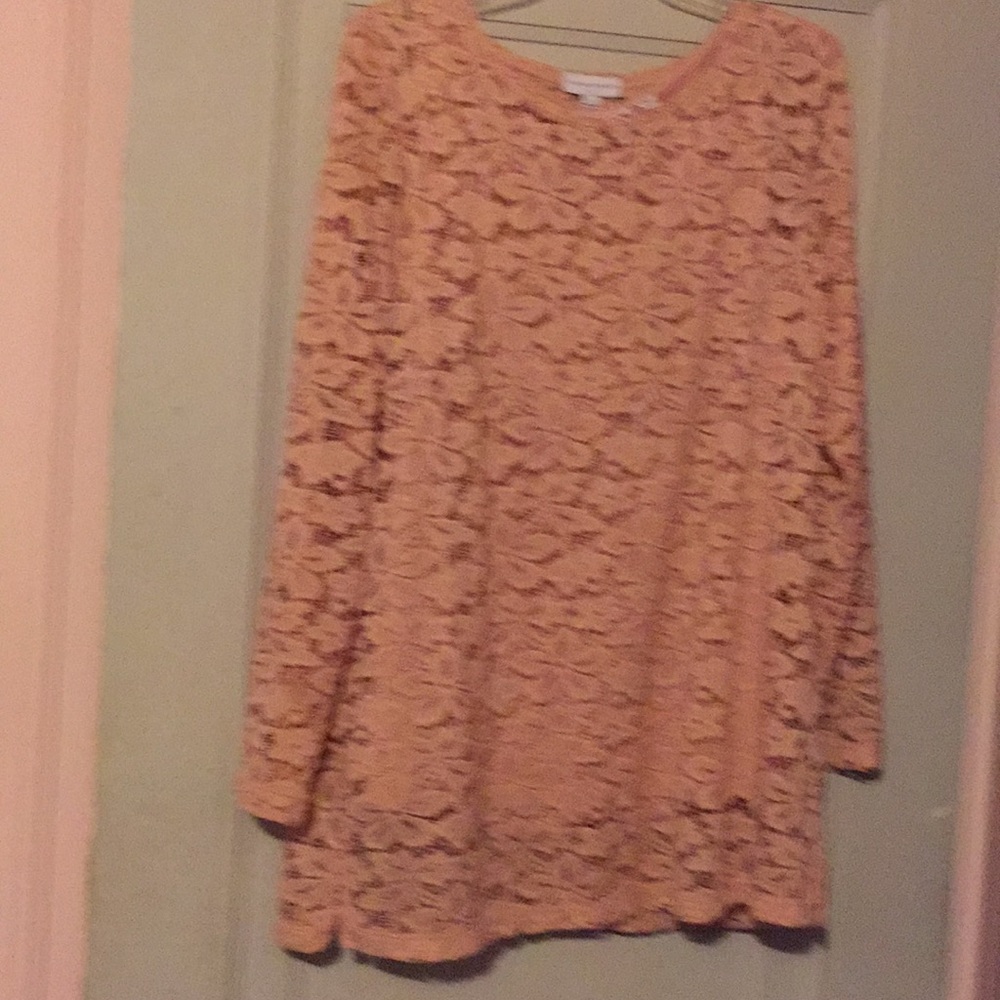 2pc top. SOLD. SOLD - Picture 5 of 5